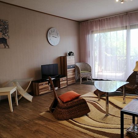 Haus Mohr - Ferienwohnung Im Taunus Weilmunster Экстерьер фото